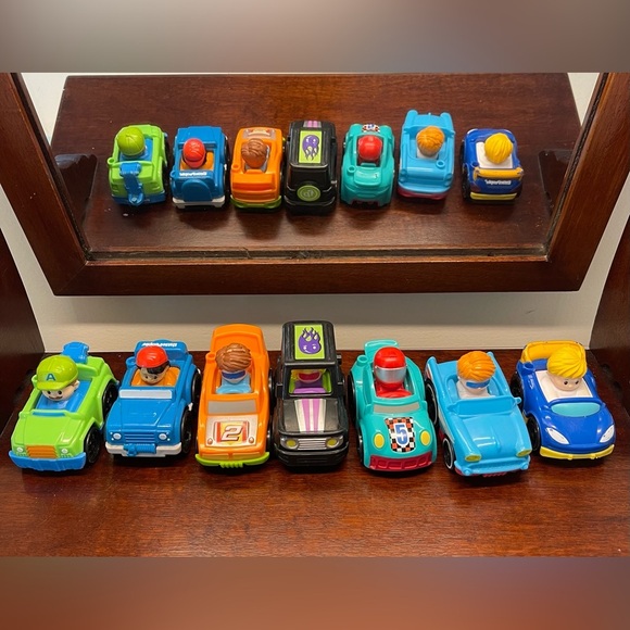 Little people by Mattel seven Colorful Toy Cars Set 
7 cars - Picture 3 of 3